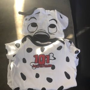 Super cute Disney matching set!